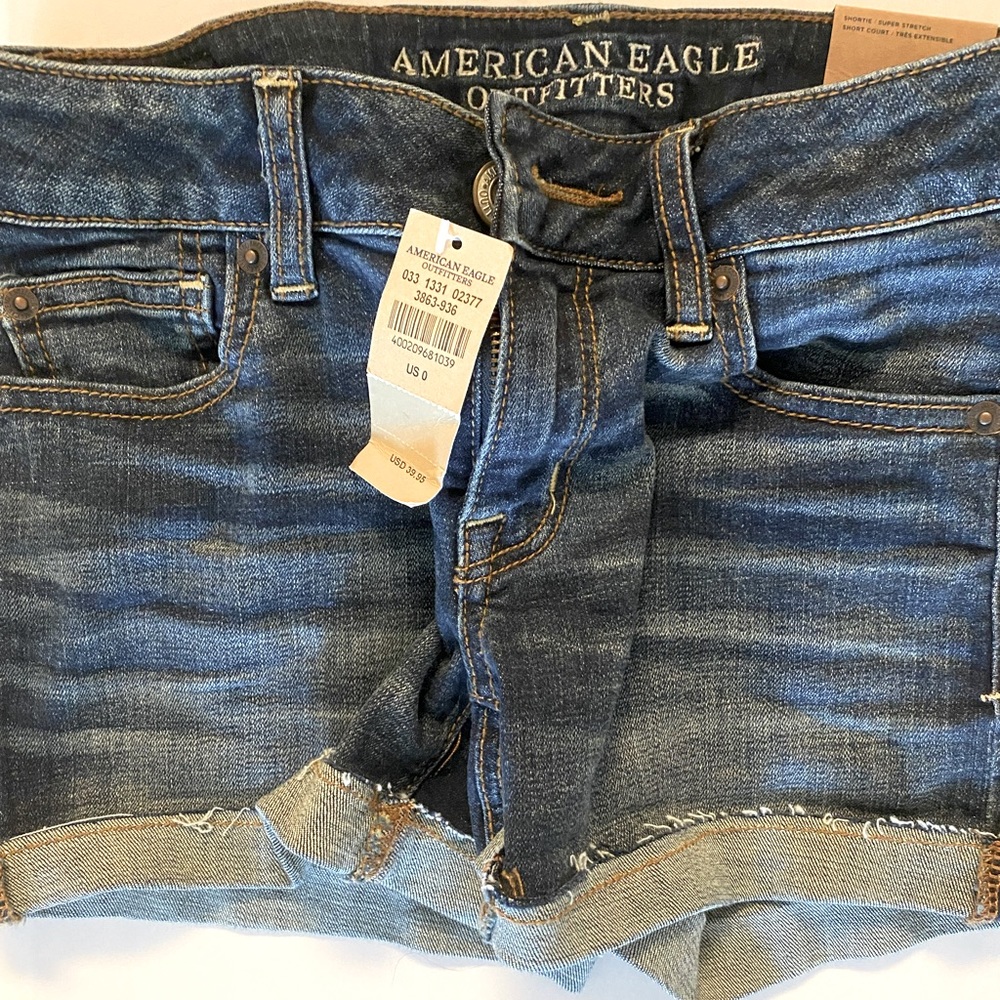 American Eagle Super Stretch Shorts Low Rise US Size 0